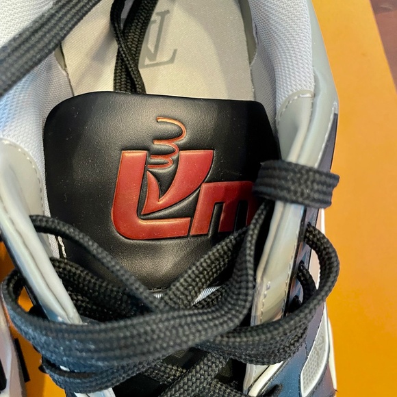 LV Trainers  / Sneakers / Virgil Abloh Men's US9 /EU42 - Picture 8 of 16